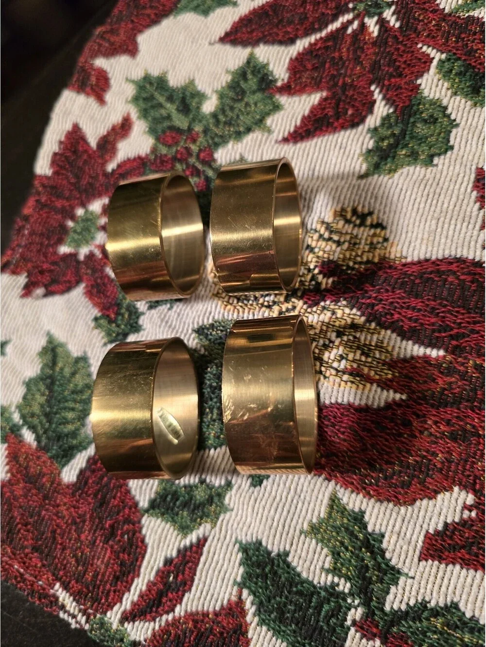 Vintage Brass Napkin Rings Set Of 4.